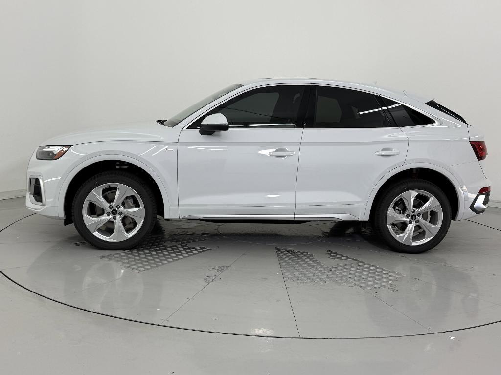 new 2025 Audi Q5 car, priced at $56,731