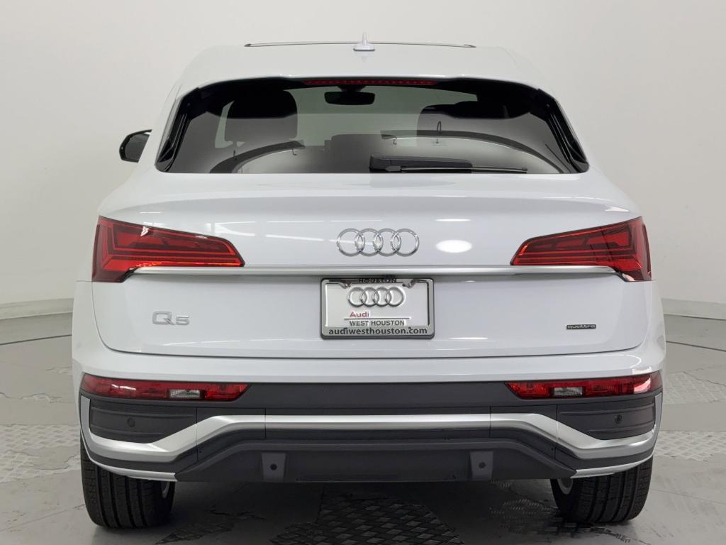 new 2025 Audi Q5 car, priced at $56,731