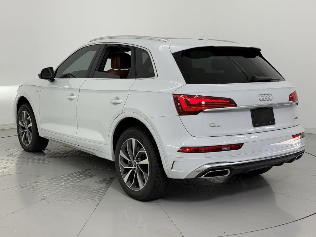 used 2024 Audi Q5 car, priced at $40,999