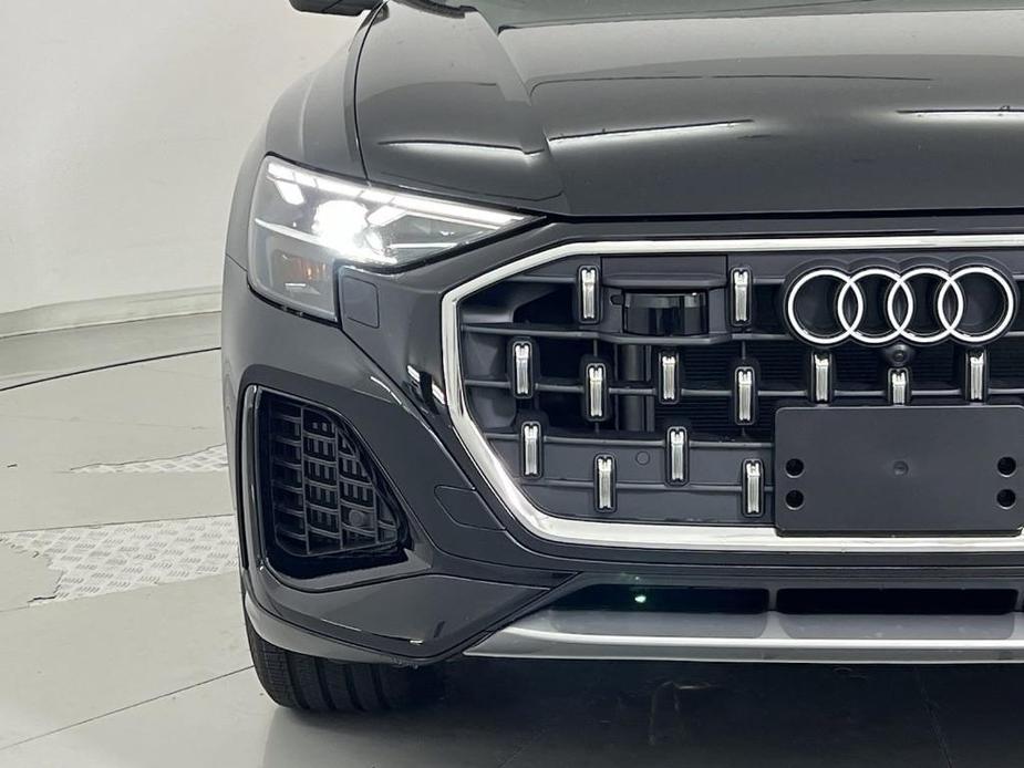 new 2025 Audi Q8 car, priced at $78,391