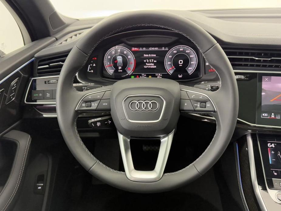 new 2025 Audi Q7 car, priced at $68,421