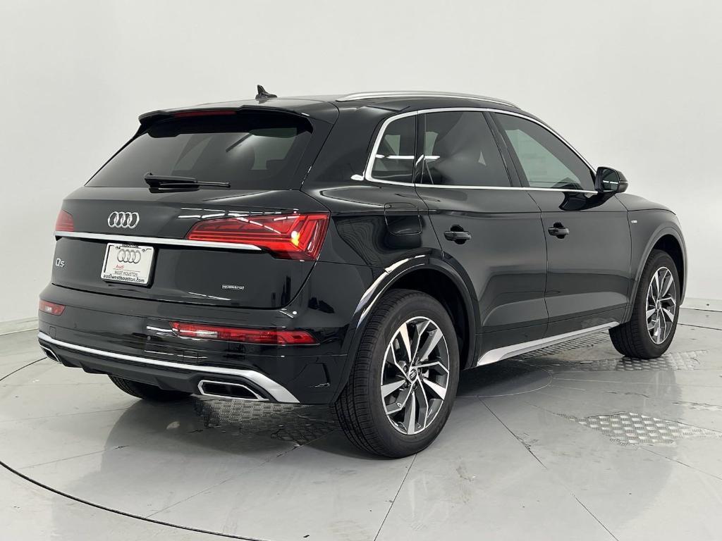 new 2025 Audi Q5 car, priced at $49,061