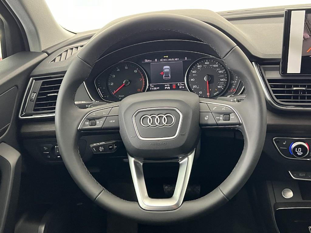 new 2025 Audi Q5 car, priced at $49,061