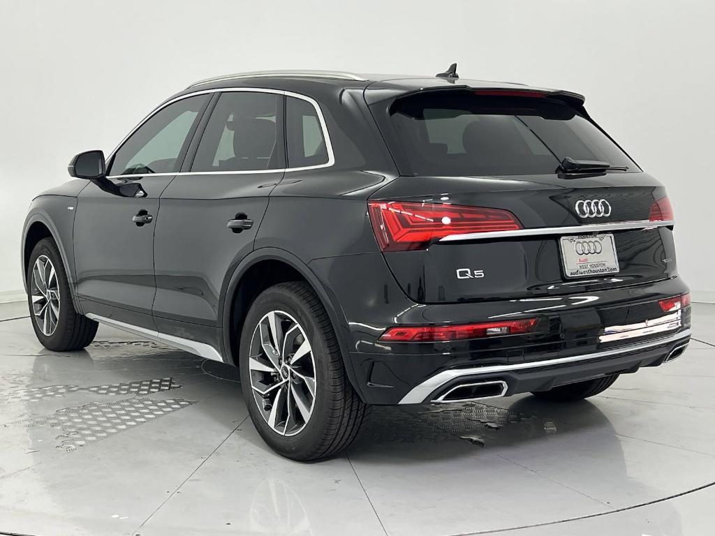 new 2025 Audi Q5 car, priced at $49,061