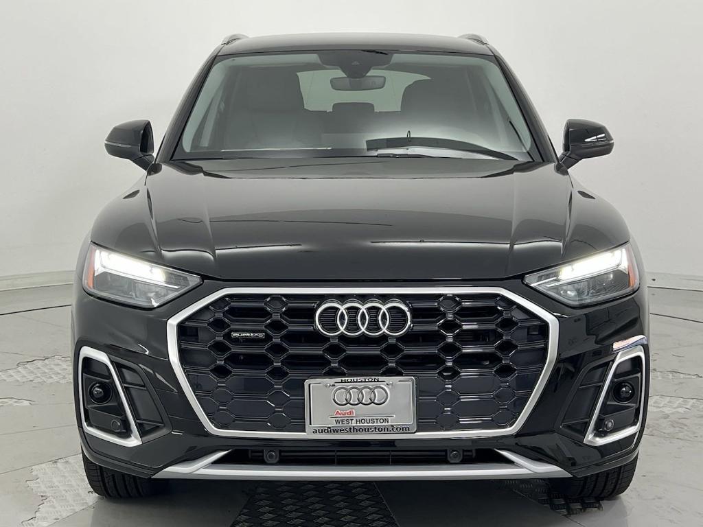 new 2025 Audi Q5 car, priced at $49,061