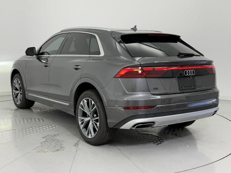 new 2025 Audi Q8 car, priced at $71,861