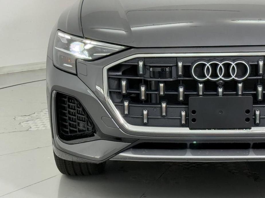 new 2025 Audi Q8 car, priced at $71,861