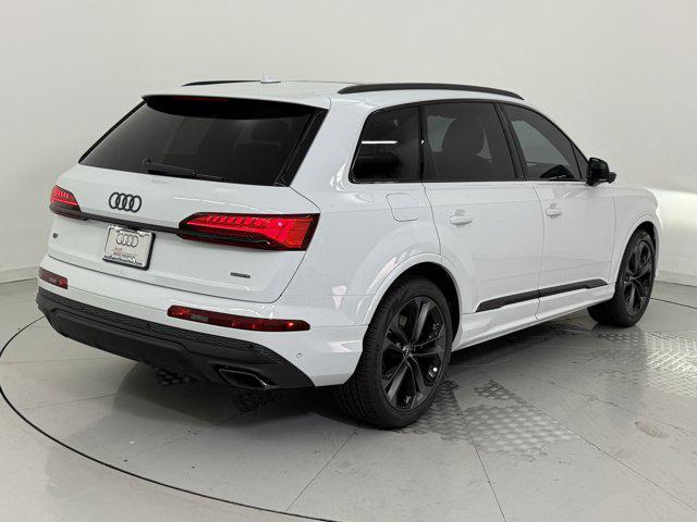new 2025 Audi Q7 car, priced at $70,561