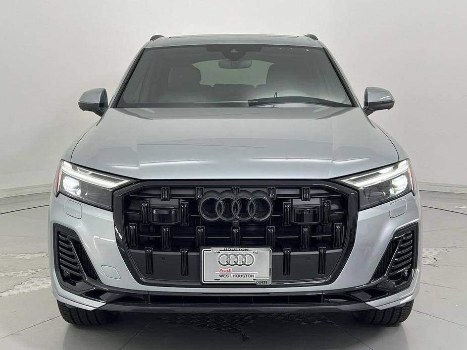 new 2025 Audi Q7 car, priced at $73,991