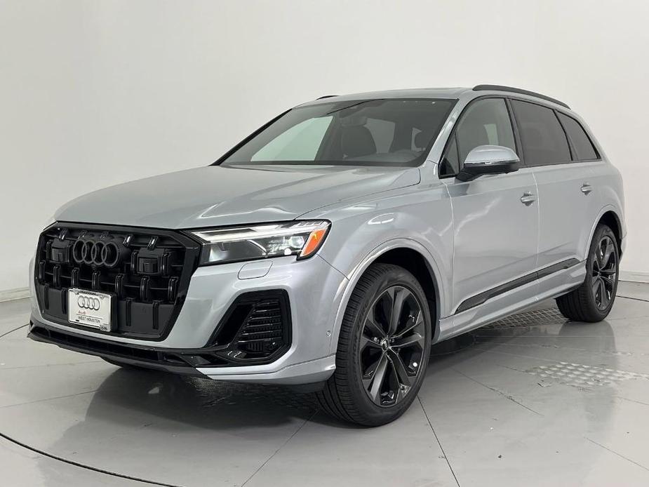 new 2025 Audi Q7 car, priced at $73,991