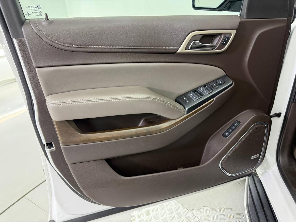 used 2018 GMC Yukon car, priced at $30,999