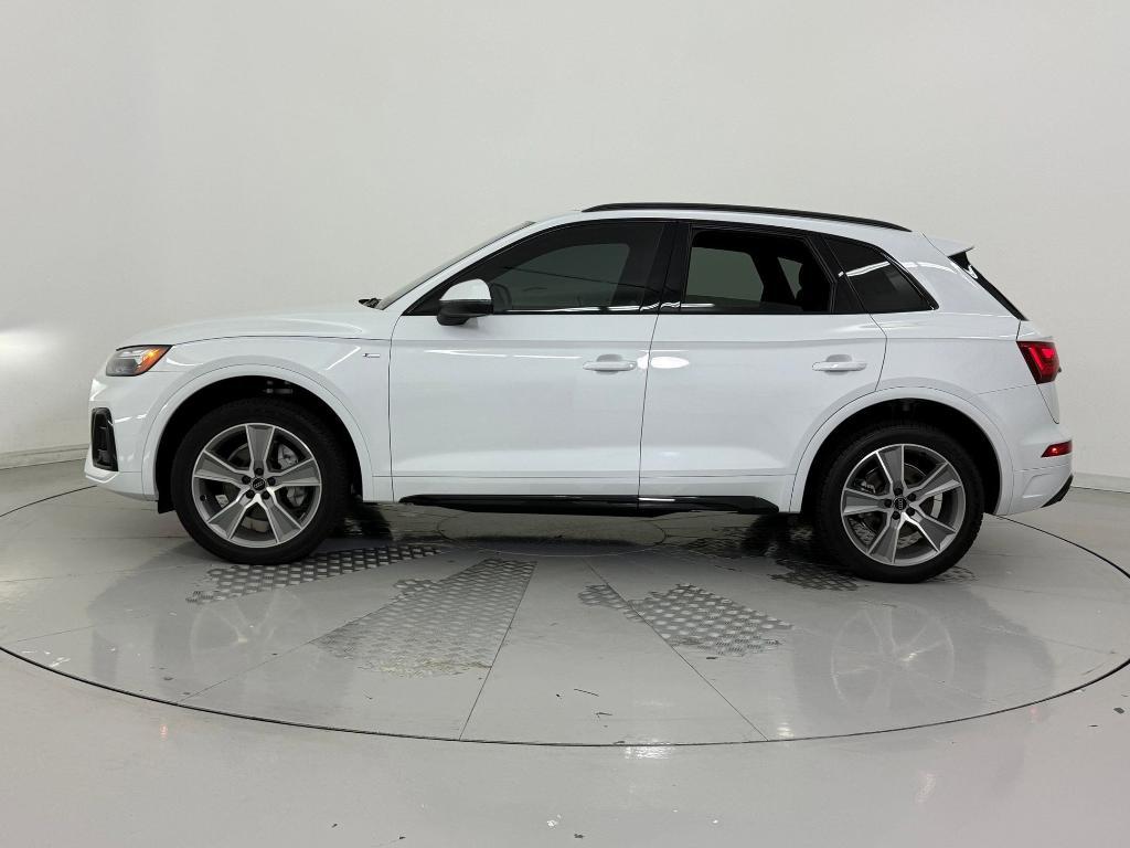 used 2025 Audi Q5 car, priced at $43,998