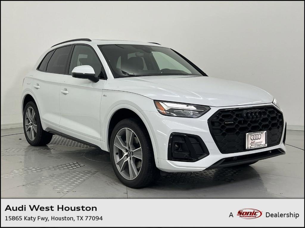 new 2025 Audi Q5 car, priced at $49,681