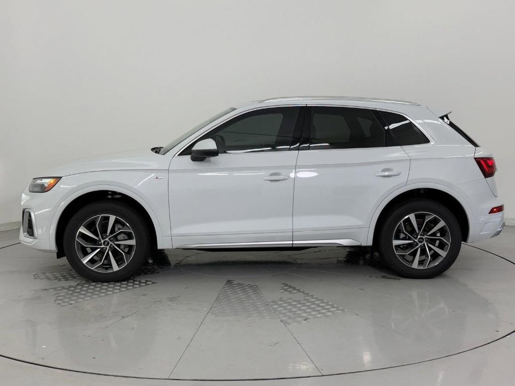 new 2024 Audi Q5 car, priced at $50,591