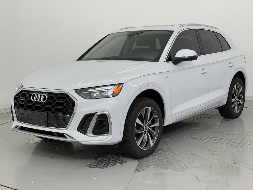 new 2024 Audi Q5 car, priced at $50,591