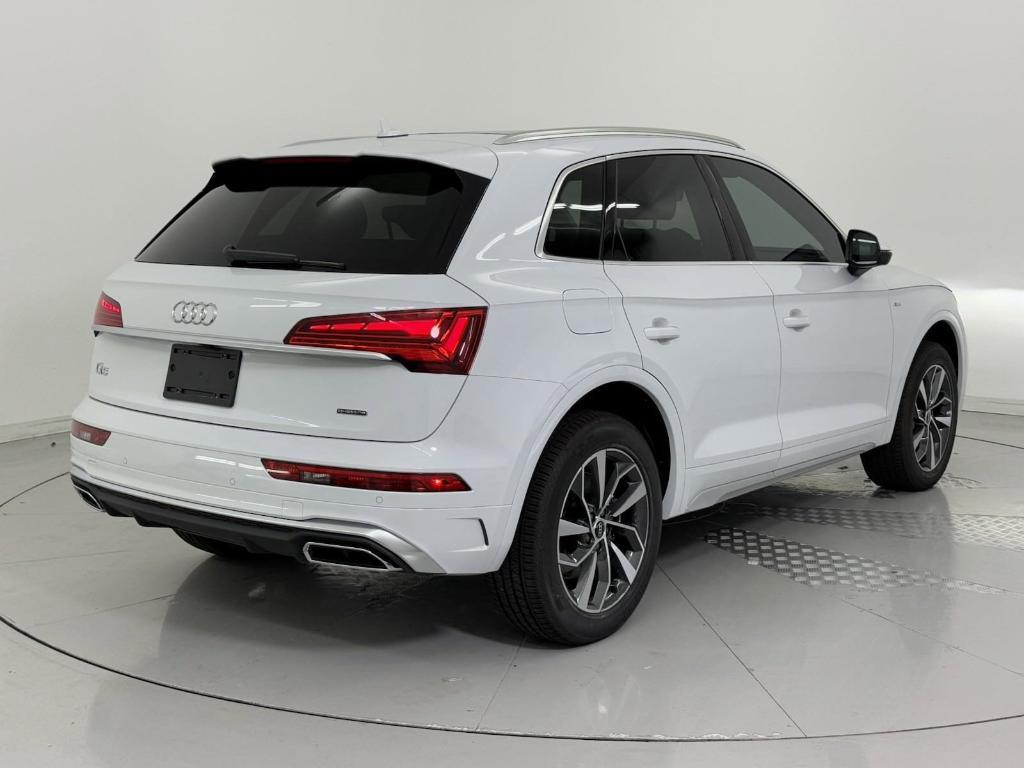 new 2024 Audi Q5 car, priced at $50,591