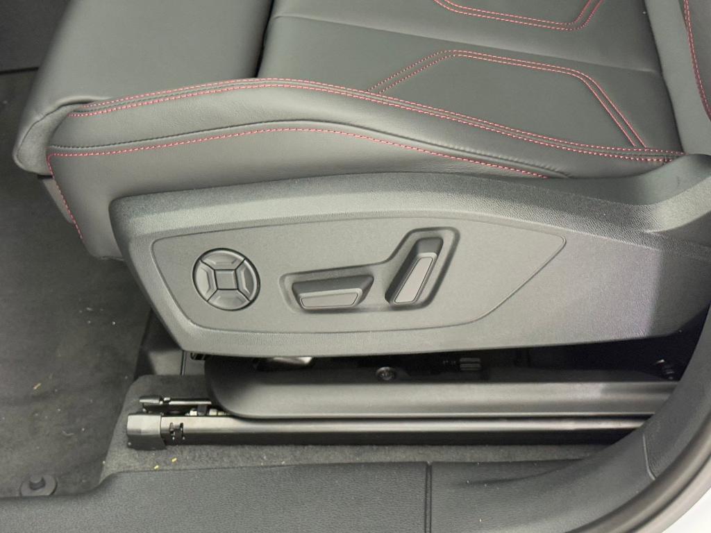 new 2025 Audi Q3 car, priced at $44,871