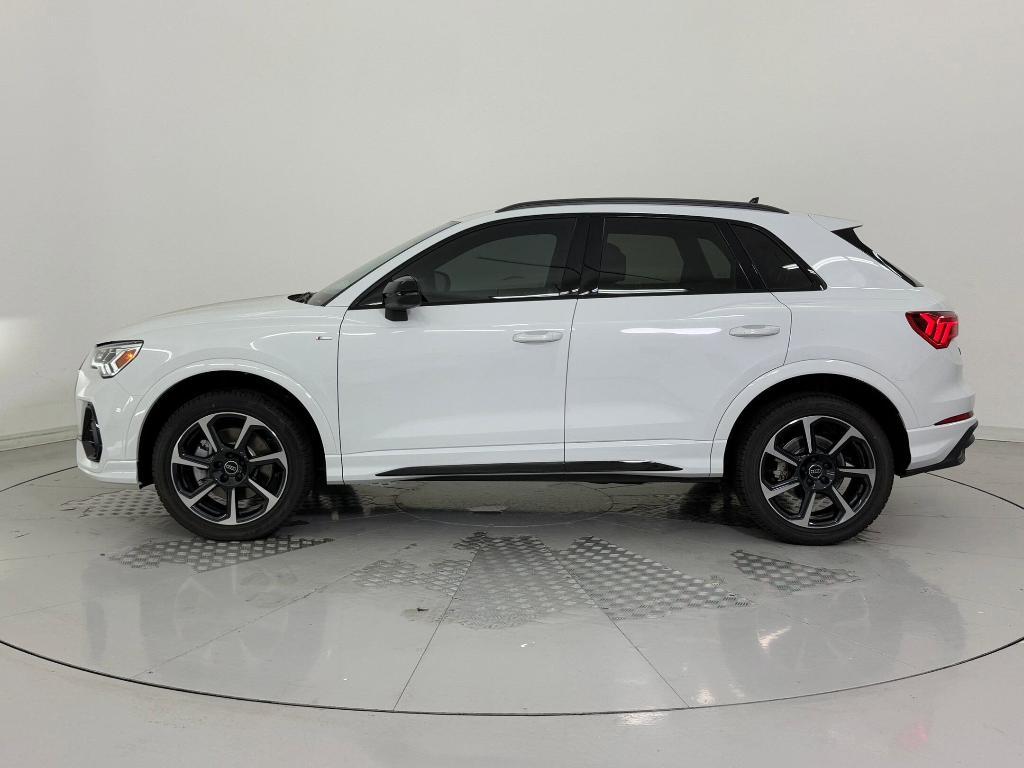 new 2025 Audi Q3 car, priced at $44,871