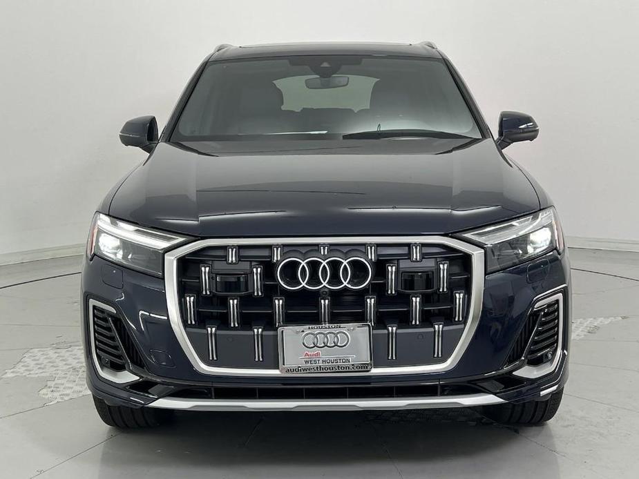 new 2025 Audi Q7 car, priced at $71,801