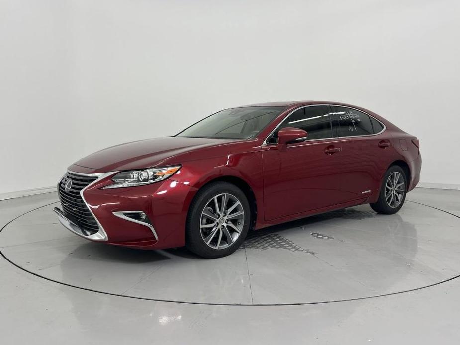 used 2018 Lexus ES 300h car, priced at $27,998