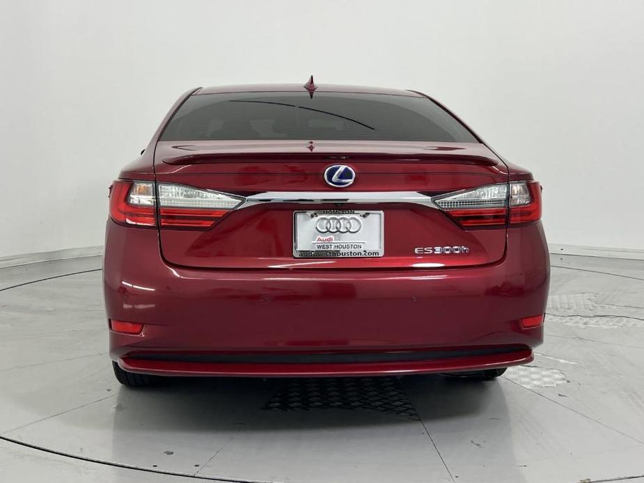 used 2018 Lexus ES 300h car, priced at $27,998