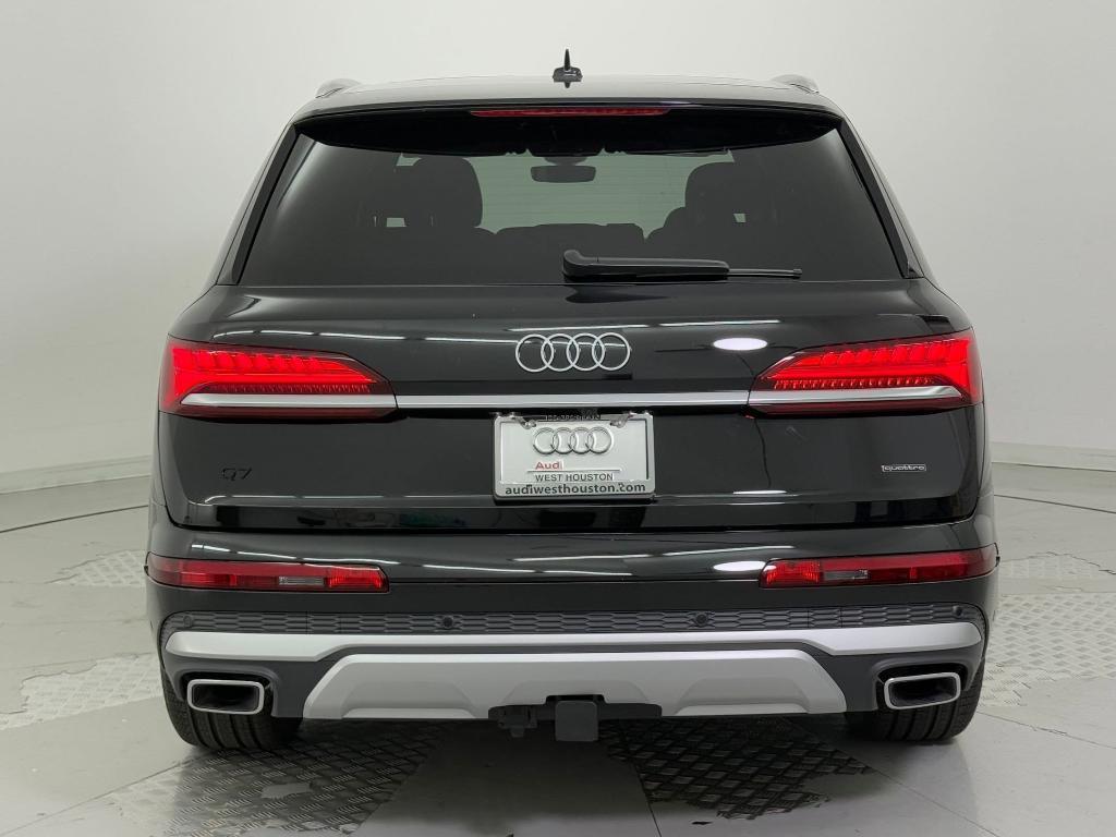 new 2026 Audi Q7 car, priced at $72,561