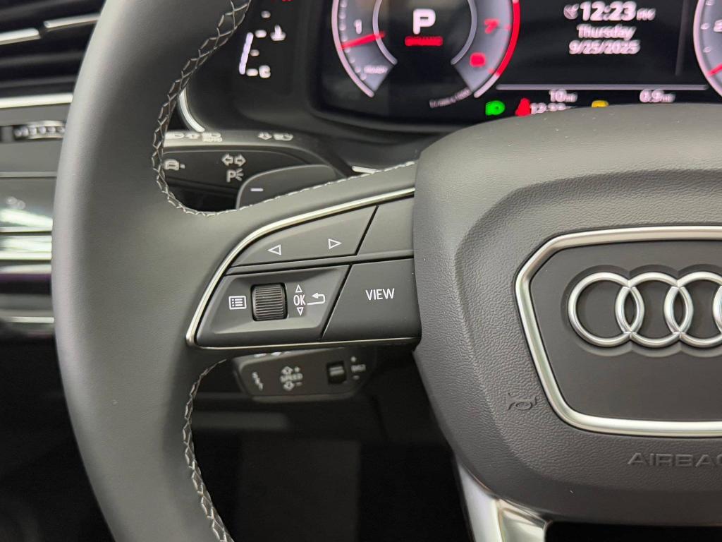new 2026 Audi Q7 car, priced at $72,561