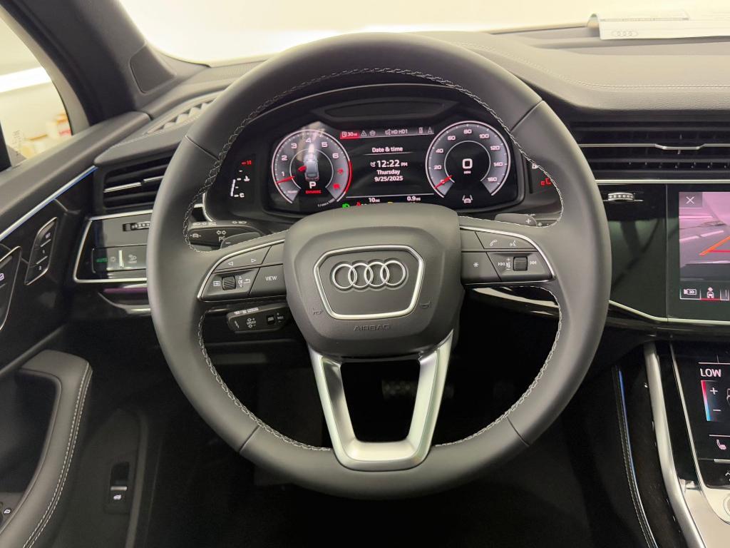 new 2026 Audi Q7 car, priced at $72,561