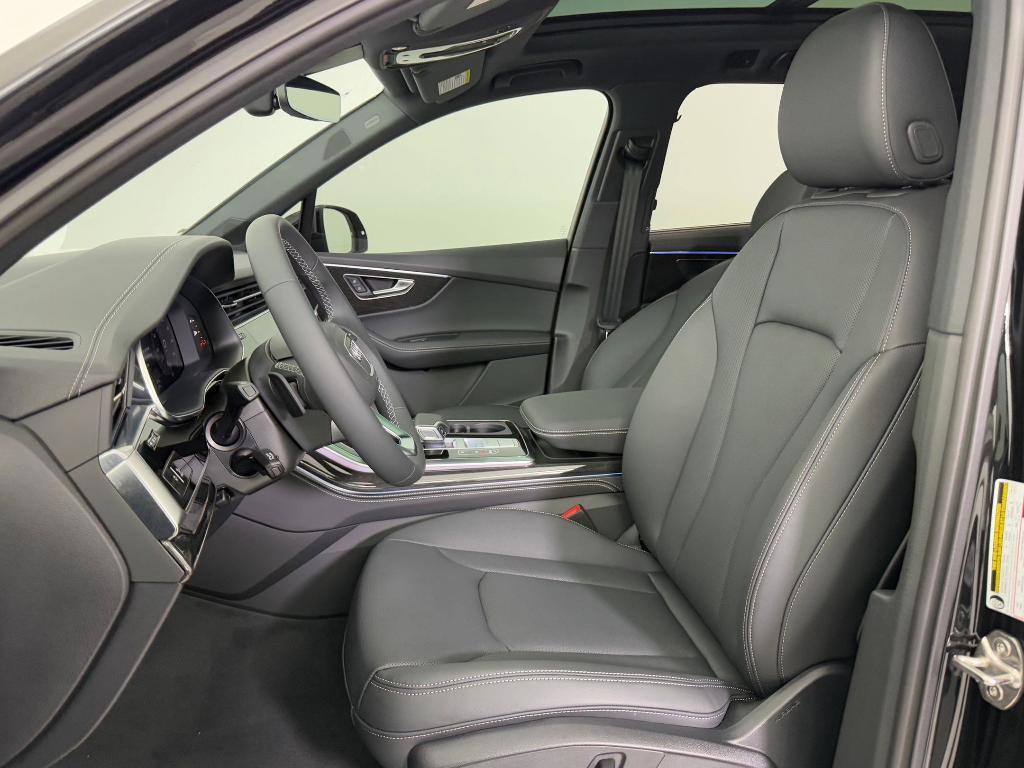 new 2026 Audi Q7 car, priced at $72,561