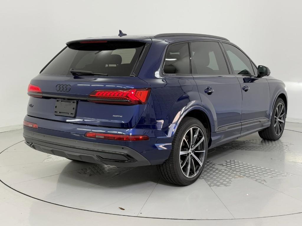 used 2022 Audi Q7 car, priced at $39,999