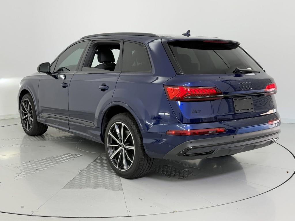 used 2022 Audi Q7 car, priced at $39,999