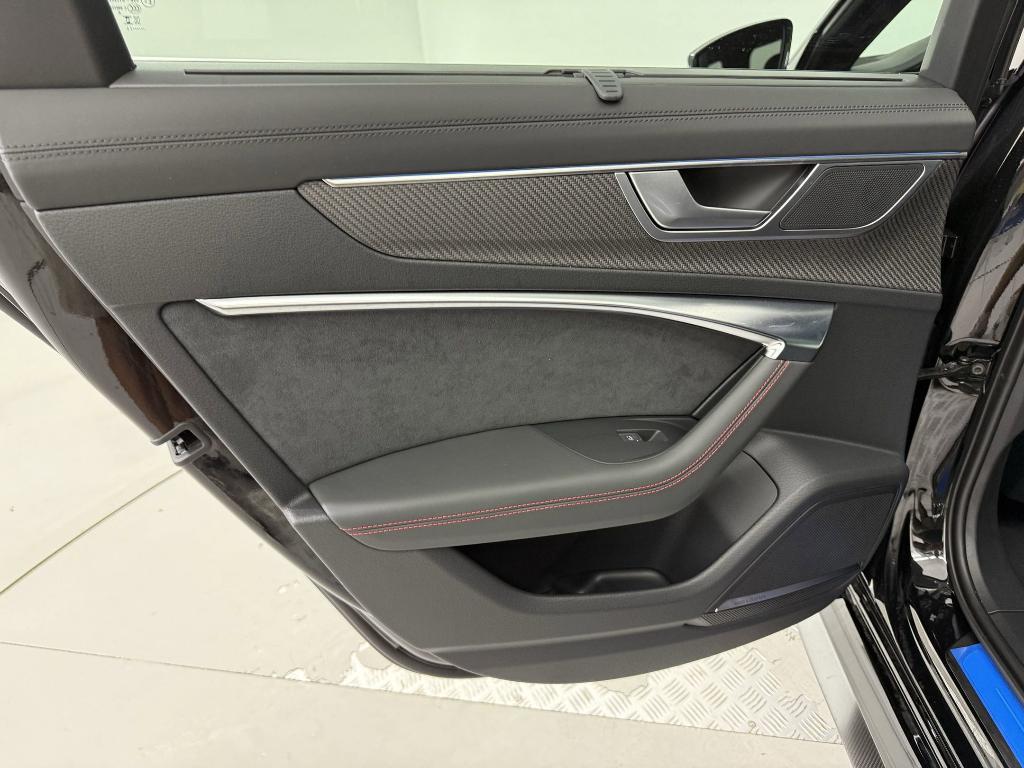 new 2025 Audi RS 6 Avant car, priced at $142,995