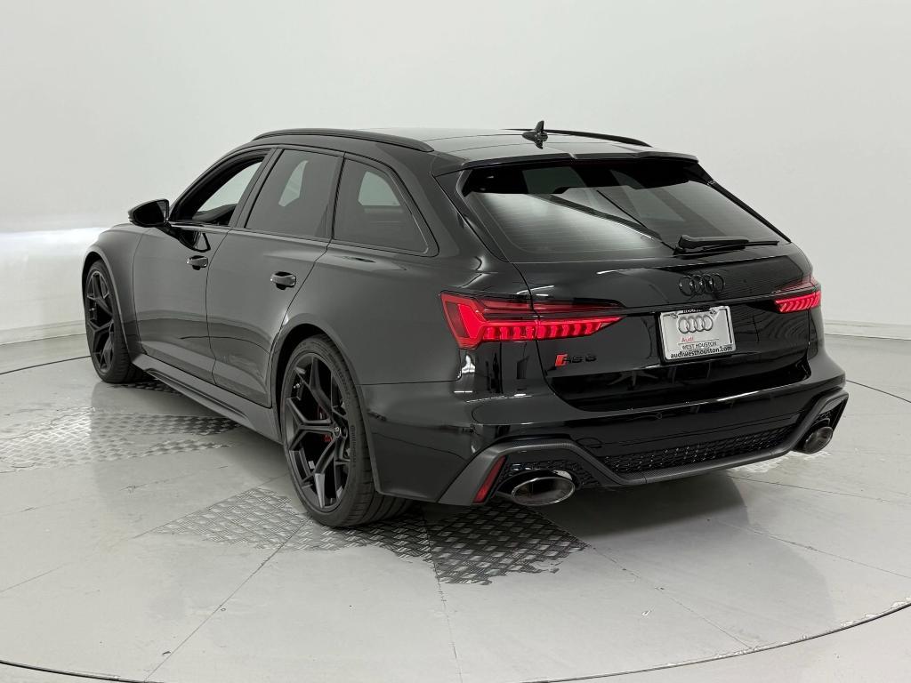 new 2025 Audi RS 6 Avant car, priced at $142,995