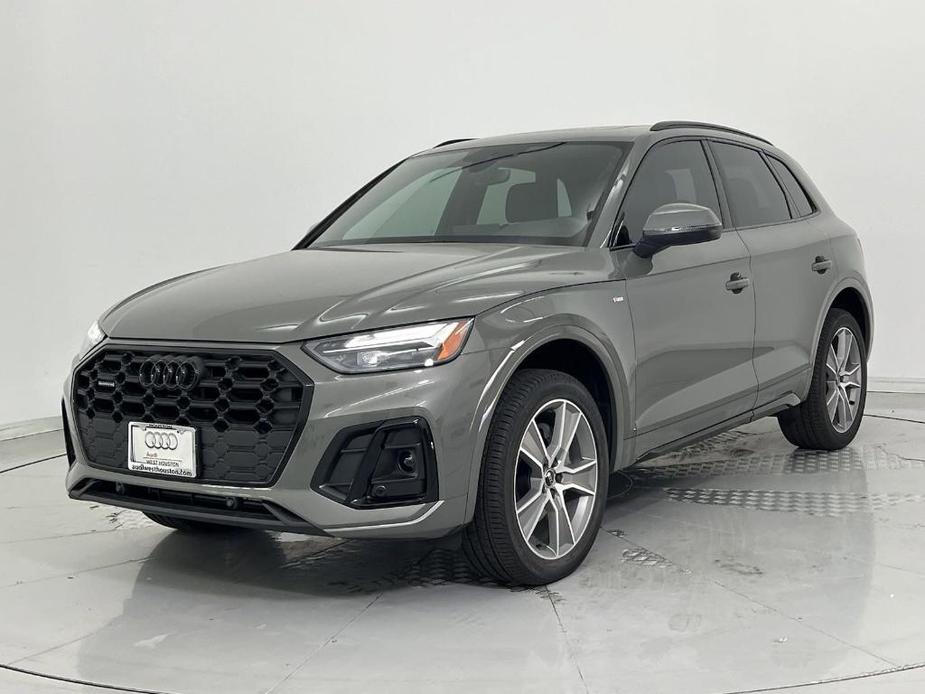 new 2025 Audi Q5 car, priced at $51,301