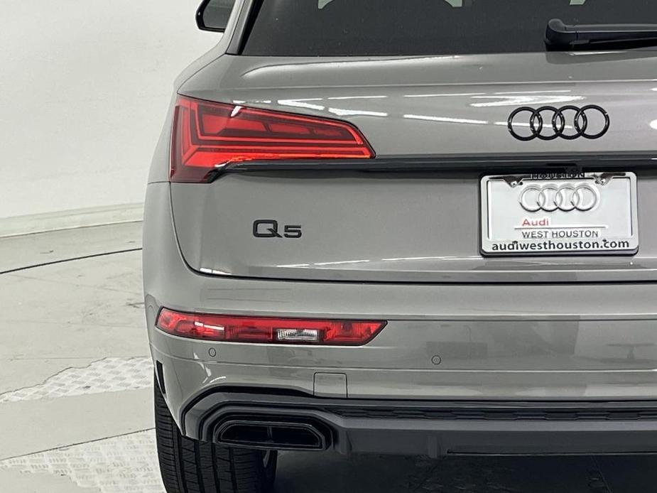 new 2025 Audi Q5 car, priced at $51,301