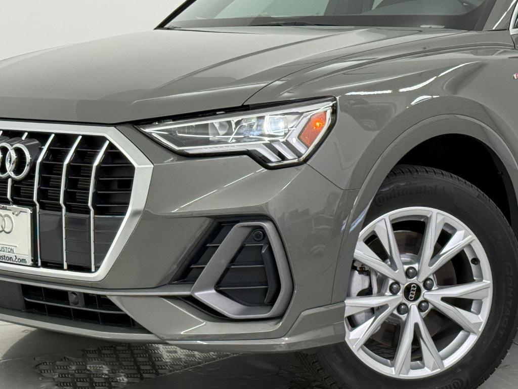 new 2025 Audi Q3 car, priced at $41,731