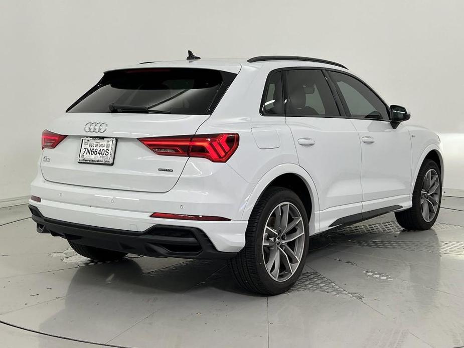 new 2024 Audi Q3 car, priced at $46,582