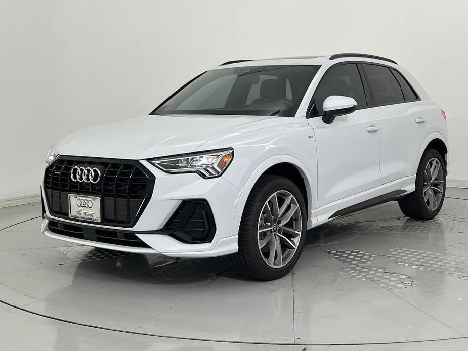 new 2024 Audi Q3 car, priced at $46,582