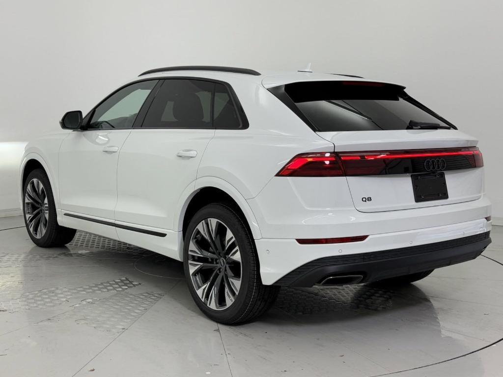 new 2025 Audi Q8 car, priced at $76,471