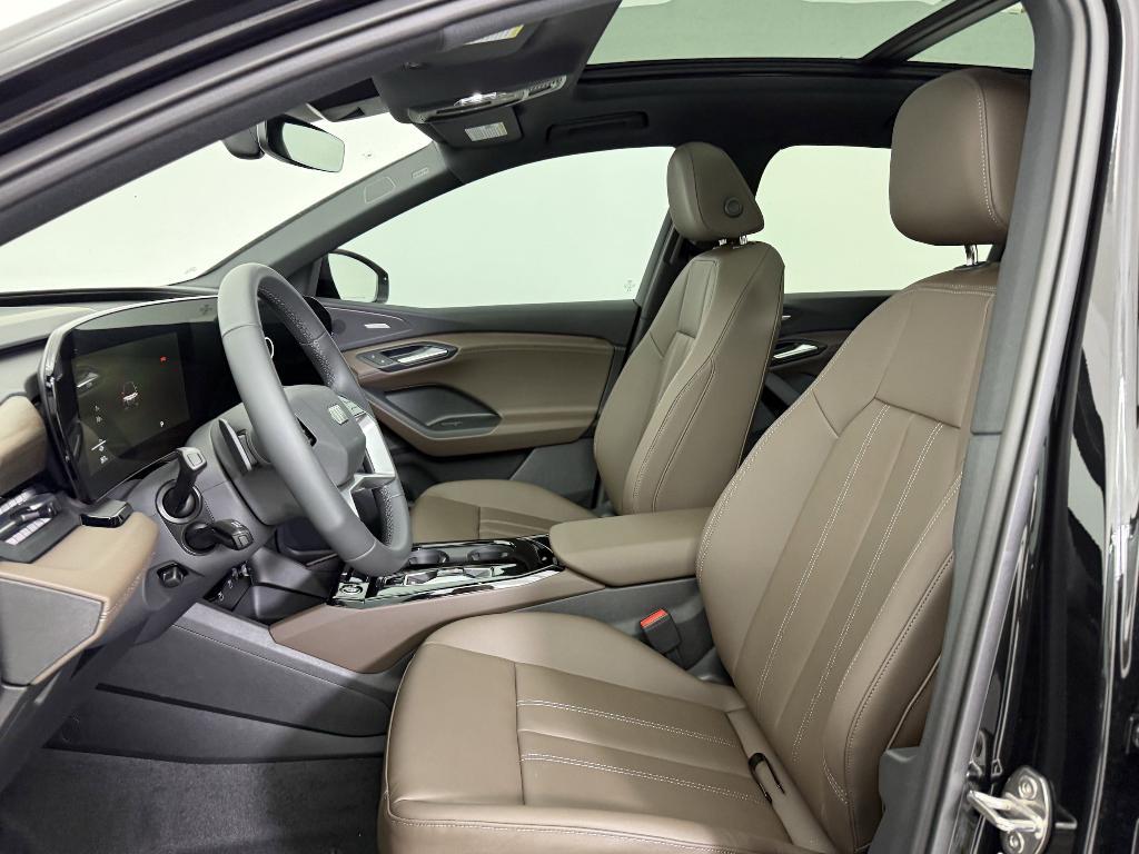 new 2025 Audi Q6 e-tron car, priced at $63,031