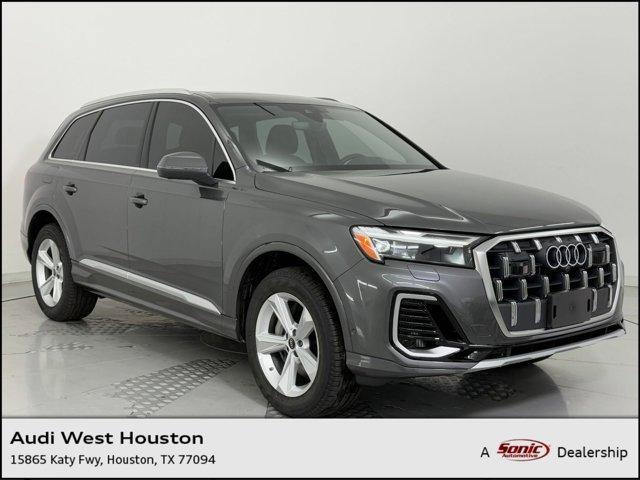 new 2025 Audi Q7 car, priced at $66,261