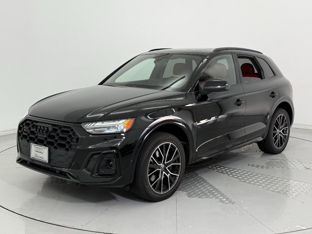 used 2022 Audi SQ5 car, priced at $43,999