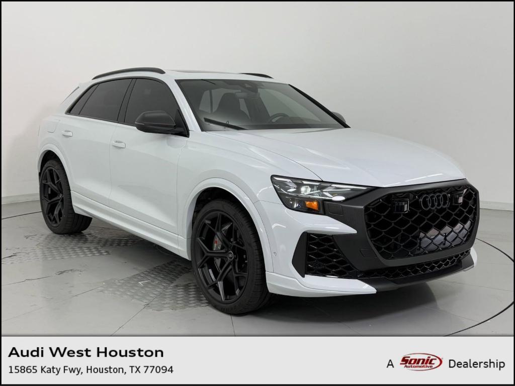 new 2025 Audi RS Q8 car, priced at $150,590