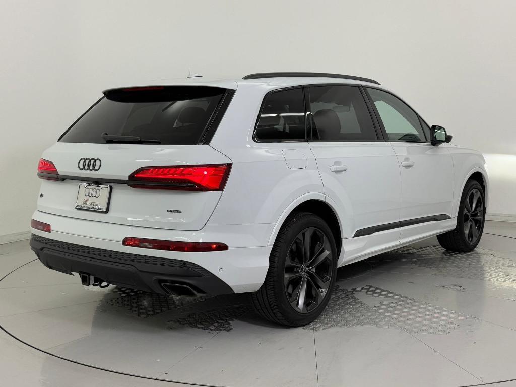 used 2025 Audi Q7 car, priced at $59,498