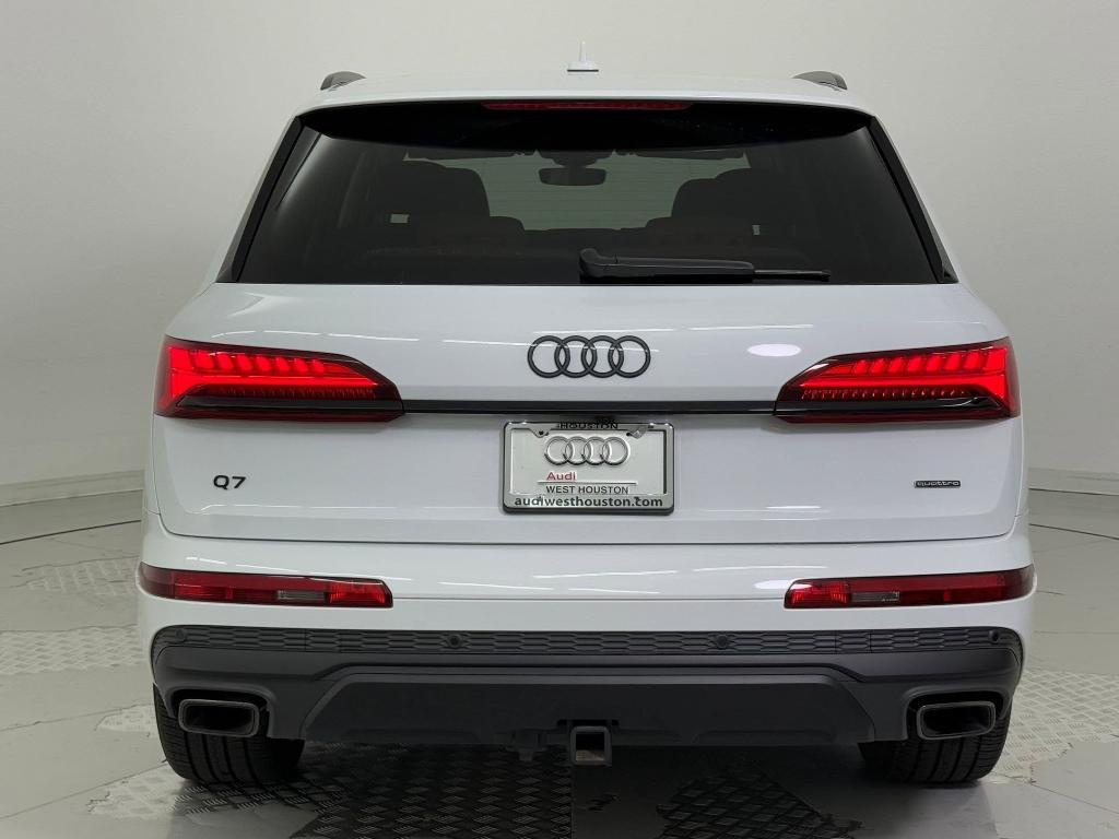 used 2025 Audi Q7 car, priced at $59,498