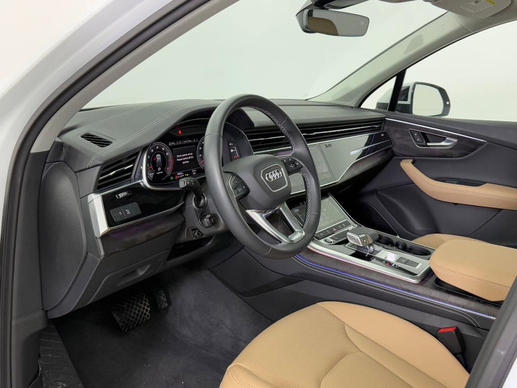 used 2025 Audi Q7 car, priced at $59,498