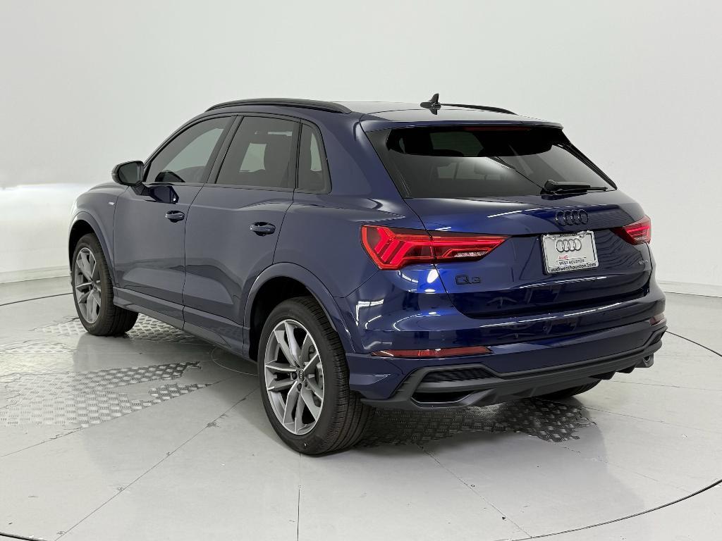 new 2025 Audi Q3 car, priced at $43,801
