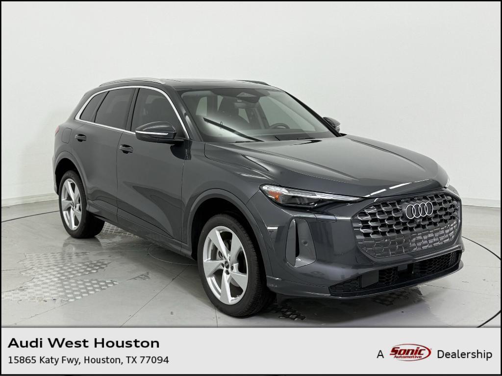 new 2025 Audi Q5 car, priced at $60,975