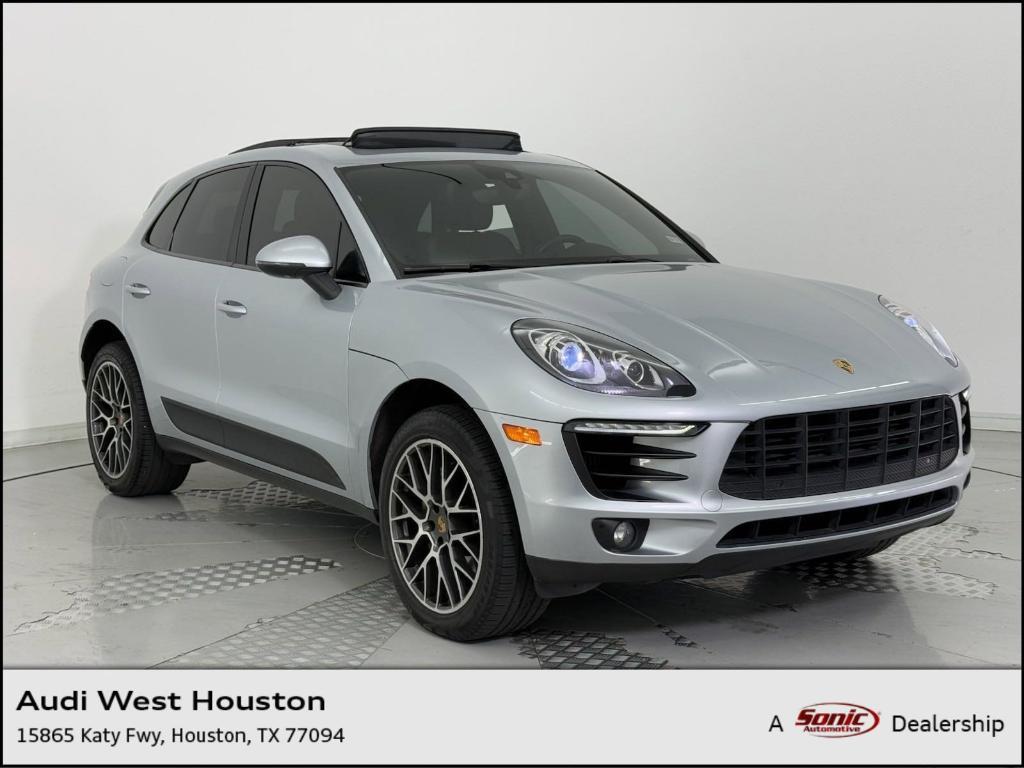 used 2018 Porsche Macan car, priced at $33,999