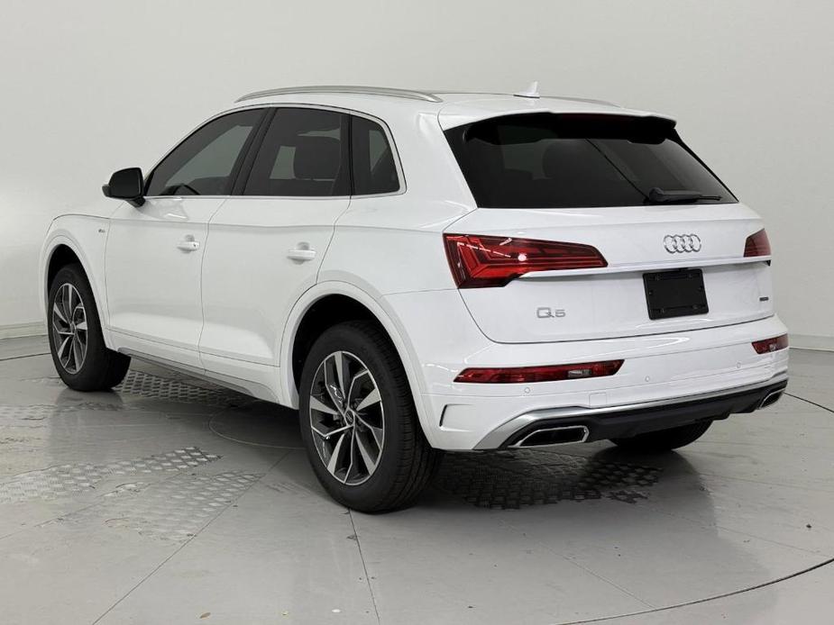 new 2025 Audi Q5 car, priced at $53,601